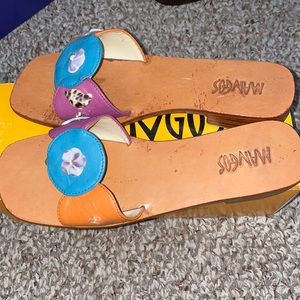 Mangos sandals